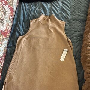 Chico's Sleeveless Camel Tunic